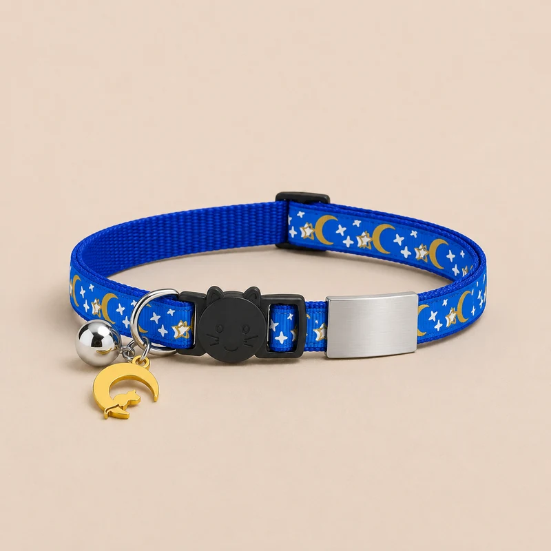 collier chat bleu, plaque grise