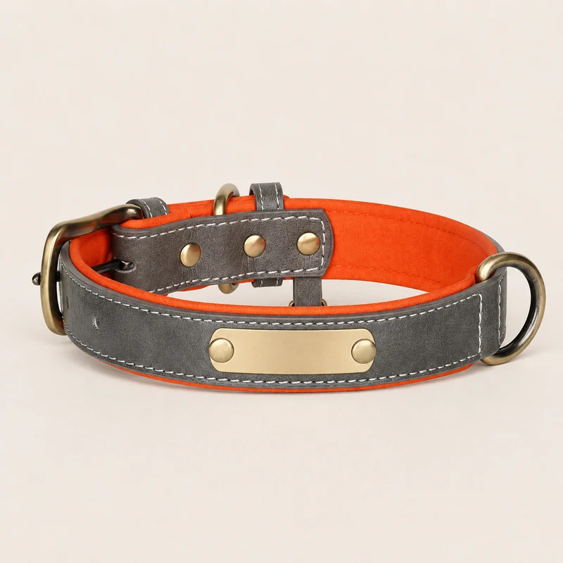 collier en cuir gris, doublure orange